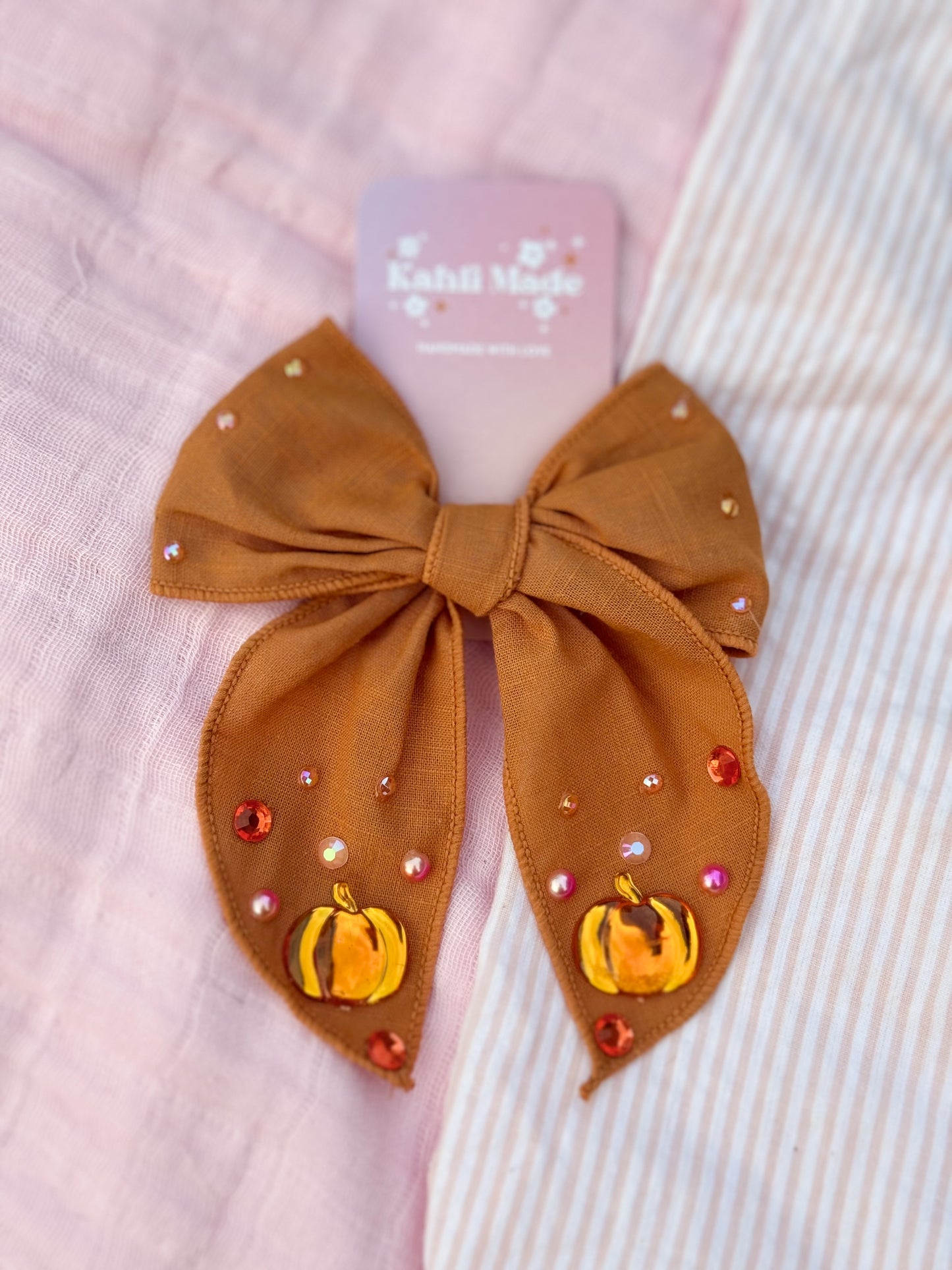 Pumpkin Gem Bow